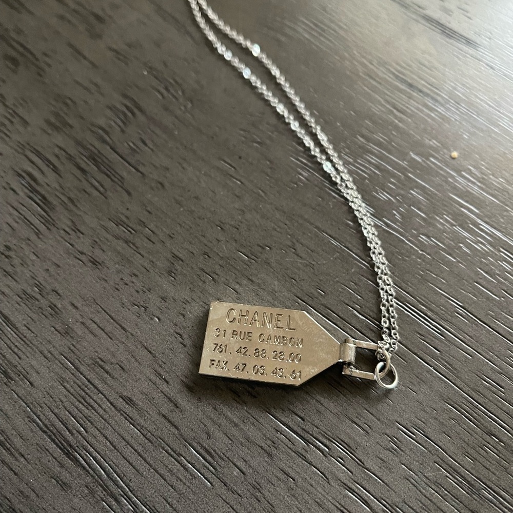 Chanel zipper pull necklace